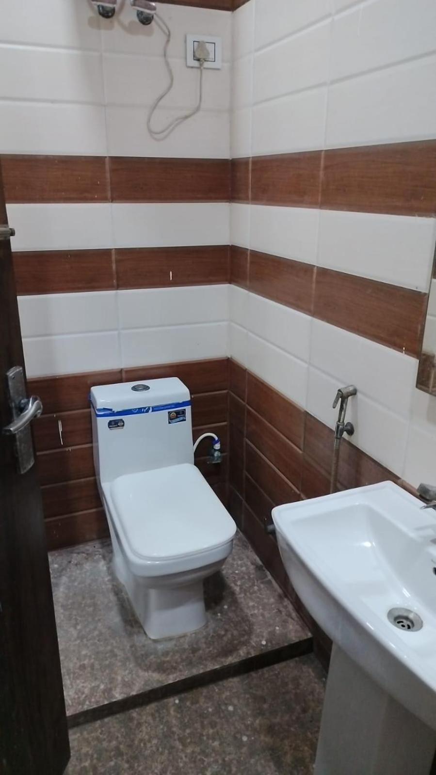 The Super Residency - Near Nizamuddin Markaz & Auliya Dargha